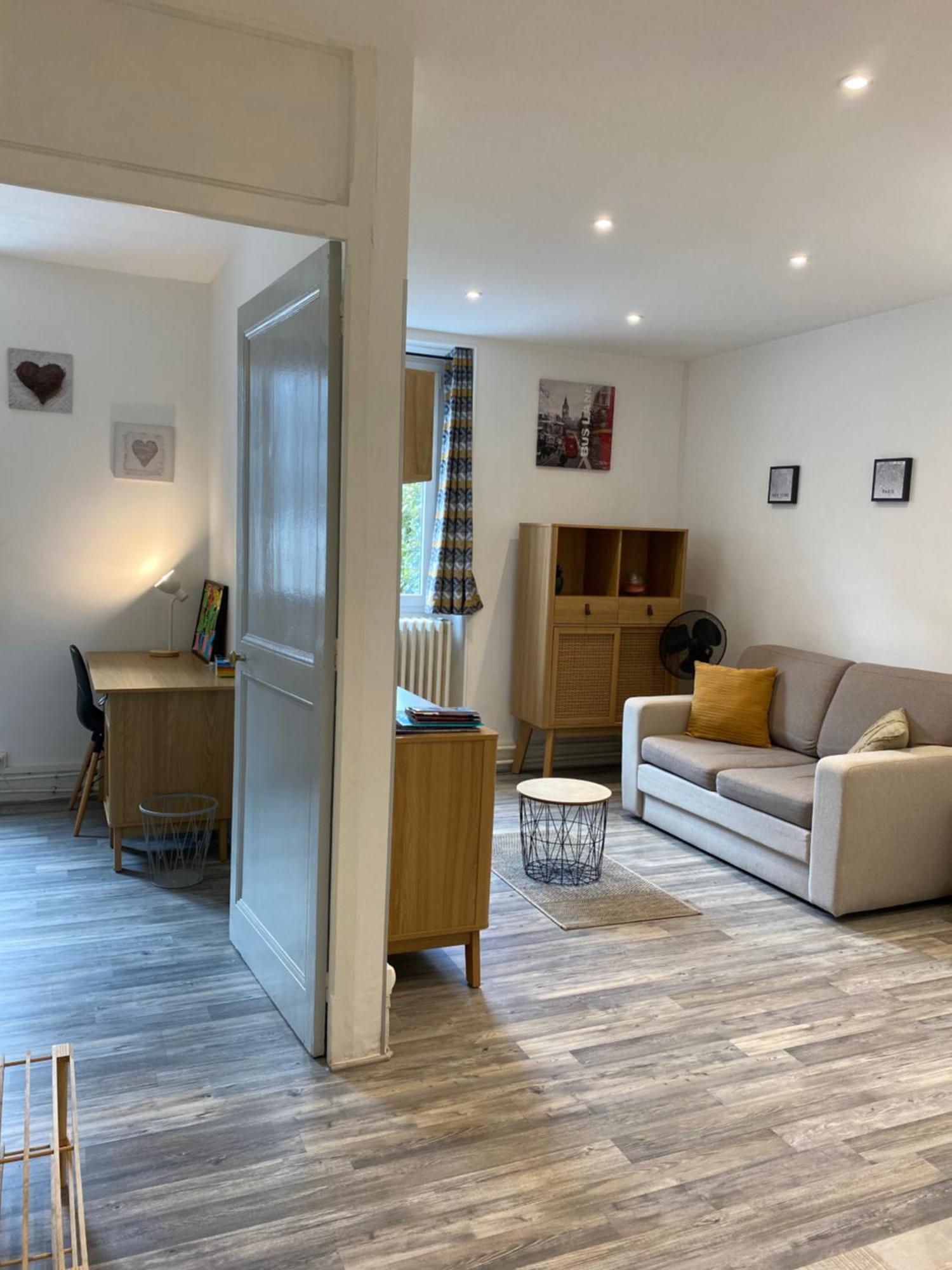 Verger - Parking Gratuit - Calme Apartment